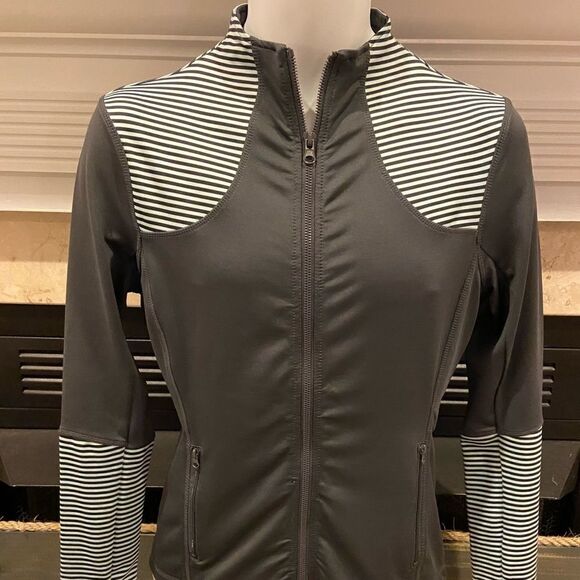 Saks Fifth Avenue Blue Label‎ Ladies Jacket Size Small - Picture 1 of 5